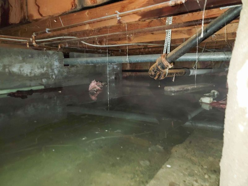 Crawl Space Water Service